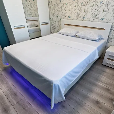 Comfortable In Arcadia Sea View Apartment *